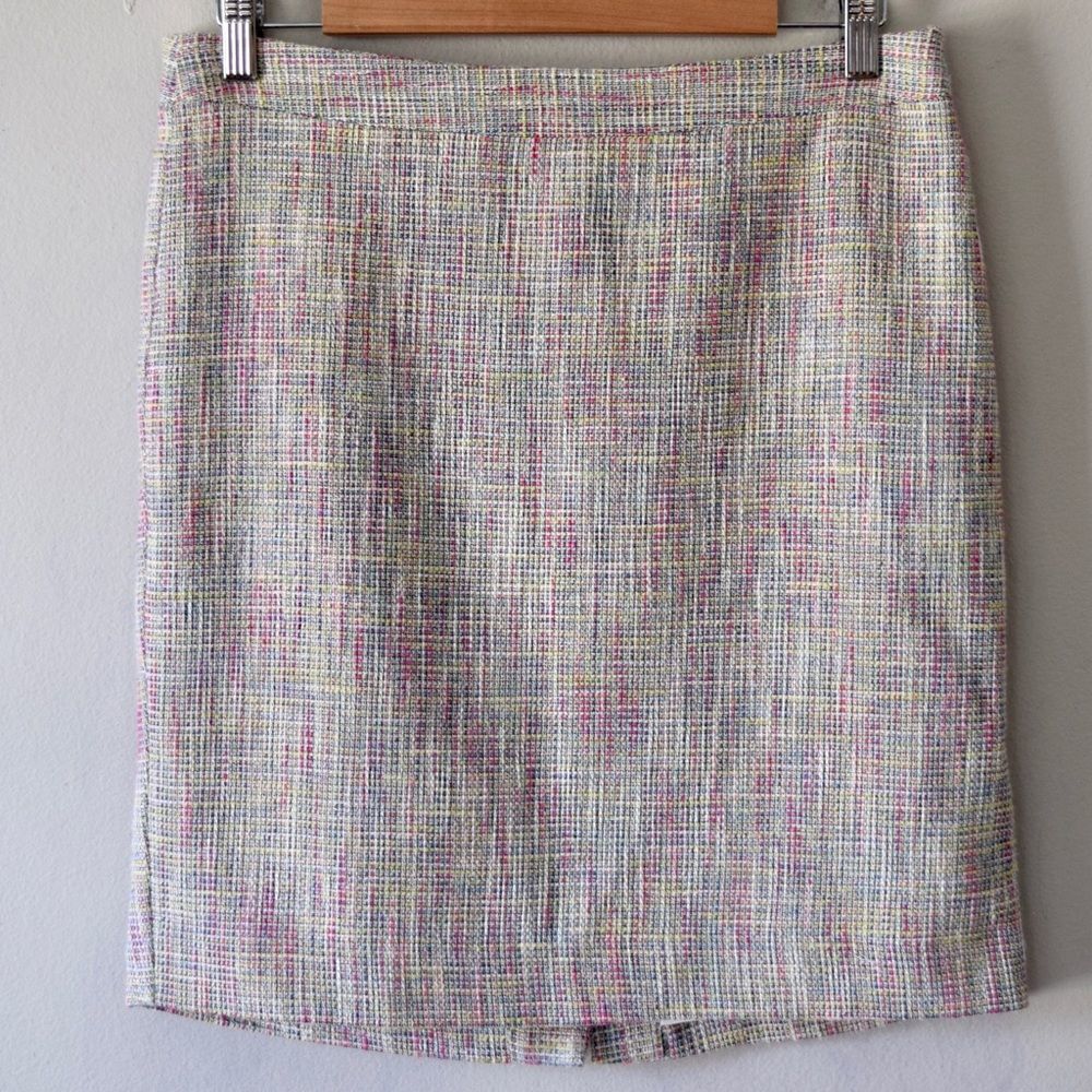 LOFT Tweed Pencil Skirt, Multi Color, Size 8 Petite